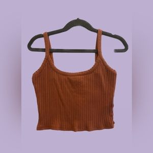 Cropped tank